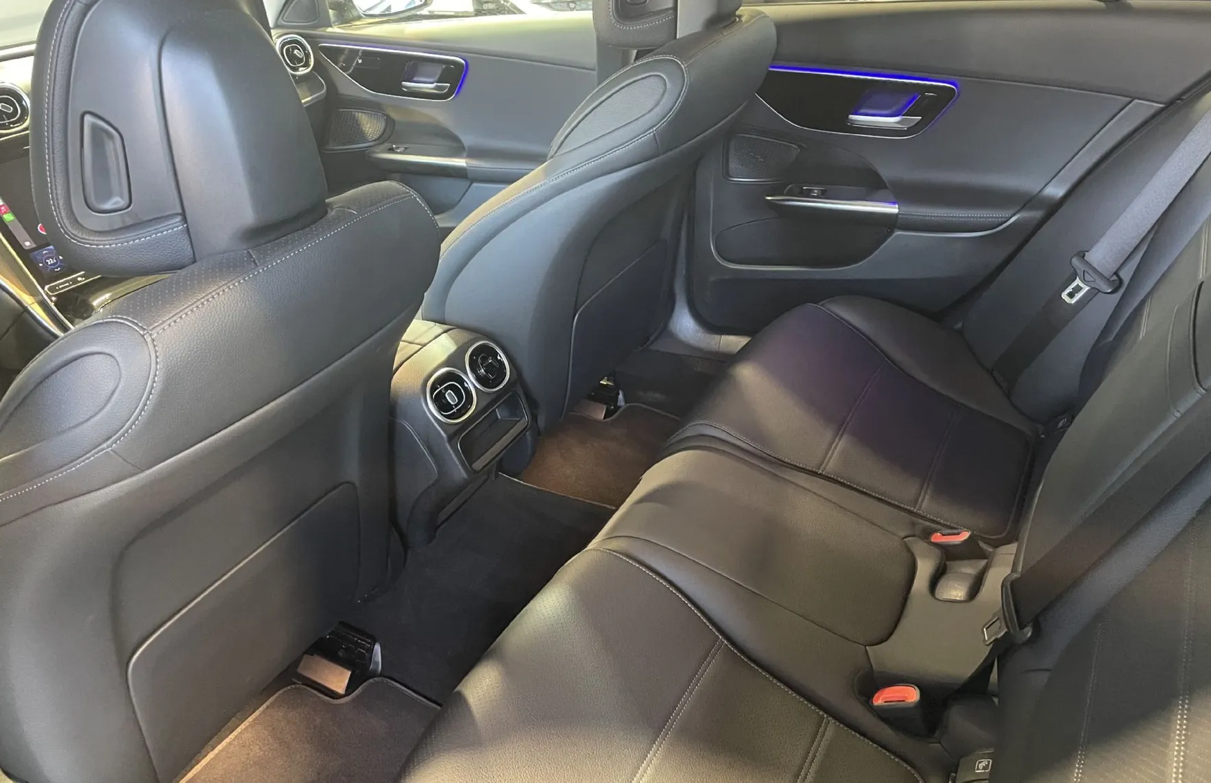 Zunanja slika - Mercedes-Benz C-Razred - NAVI-RADAR-LANE-LED-USNJE-AMBIENT-ALU-KAMERA - 11