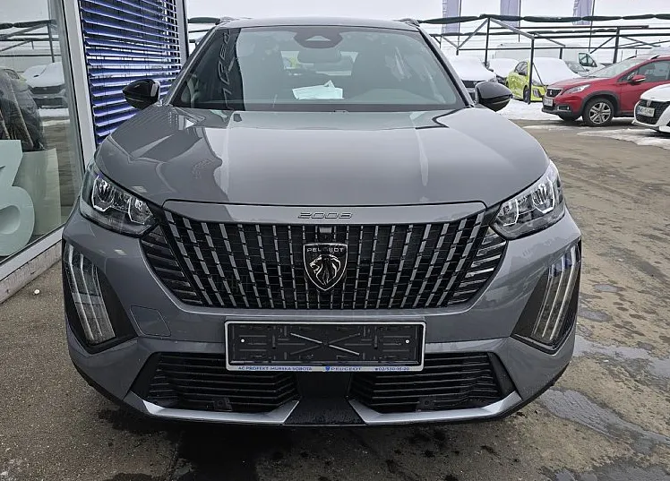 Zunanja slika - Peugeot 2008 - ALLURE PureTech 100 - 2