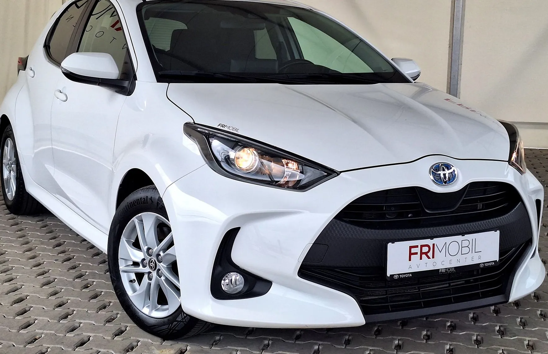 Zunanja slika - Toyota Yaris - 1.5 VVT-i hibrid Sol MY22 E-CVT - 2