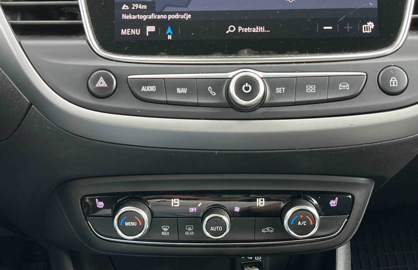 Zunanja slika - Opel Crossland X - NAVI.2XPDC.OGR.SEDEŽ IN VOLAN.TEMPOMAT - 19