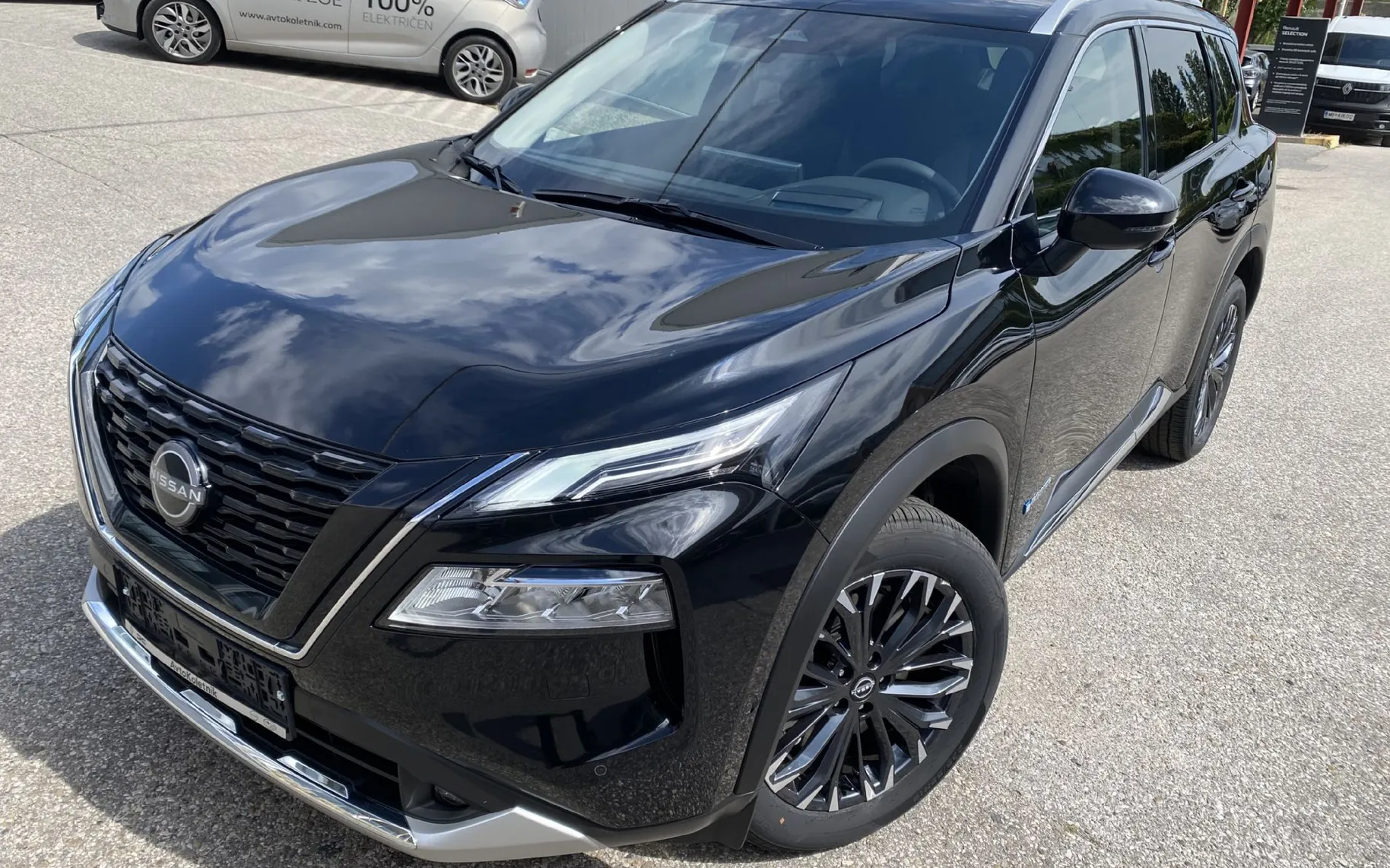 Zunanja slika - Nissan X-Trail - 1.5 HEV E-4ORCE 213 TEKNA - 1
