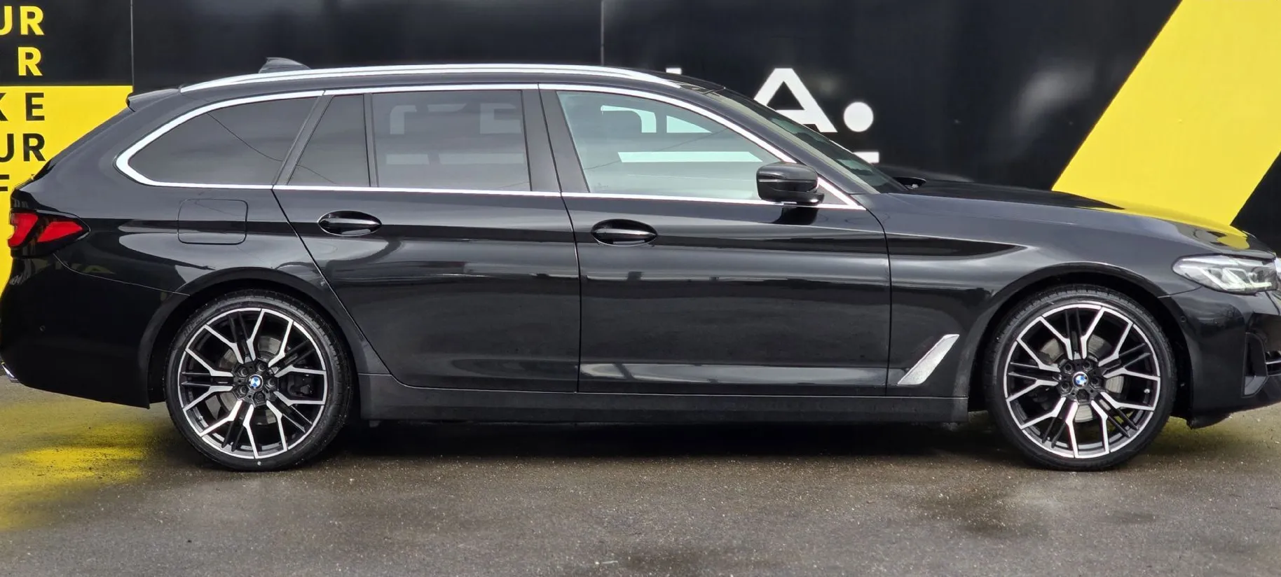 Zunanja slika - BMW Serija 5 - Touring: 520 d 2.0 140KW-M-NEMŠKI-KOT NOV-ALU 20 - 4