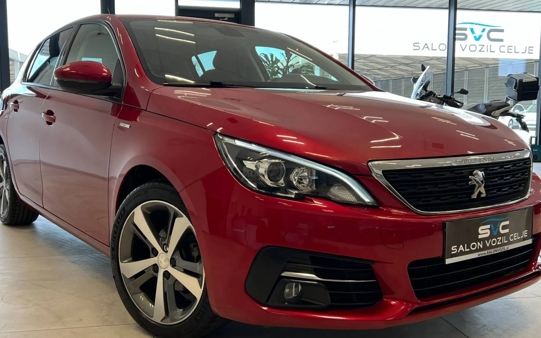 Zunanja slika - Peugeot 308 - 1.2-110KM-LED-NAVI-PDC-TEMP-DIGI-KLIMA-HIT-KREDIT. - 5