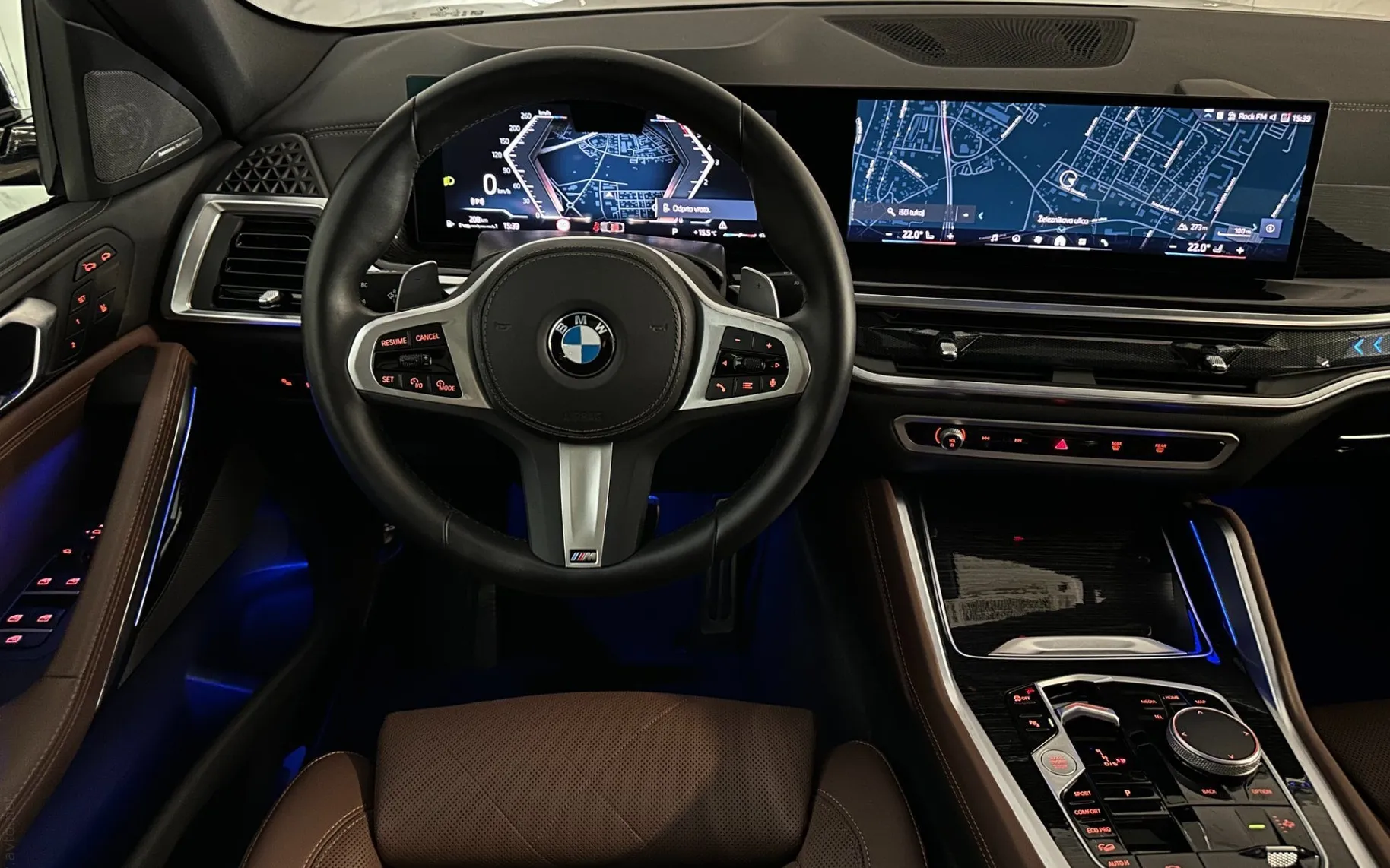 Notranja slika - BMW serija X6: - xD30d|M-Pro|Pano|SoftC|R22|Kljuka|Zračno|Harman| - 10
