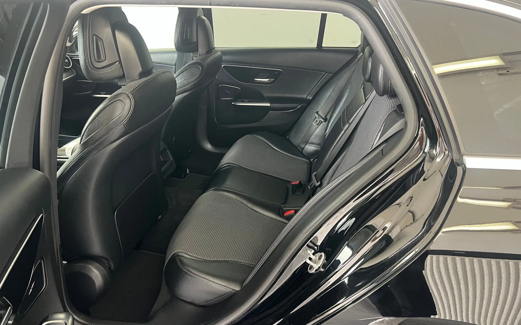 Zunanja slika - Mercedes-Benz C-Razred - T-Modell C 220 d 162 KW.NEMŠKI+4ALU.KAMERA.ACC - 13