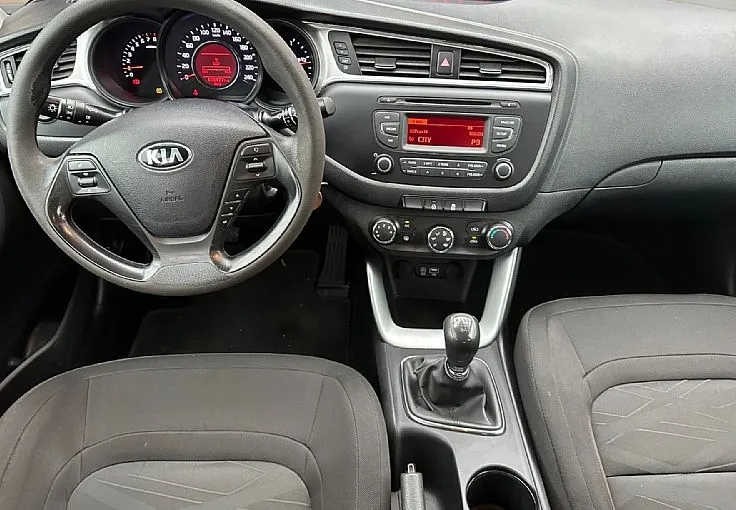 Zunanja slika - KIA Ceed - 1.4°°2.Lastnik°°SLO poreklo - 7