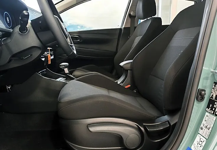 Zunanja slika - Hyundai Bayon - 1.0T-GDI PREMIUM AVT-WINTER-DAB-LED-REZ.K-VIDEO - 9