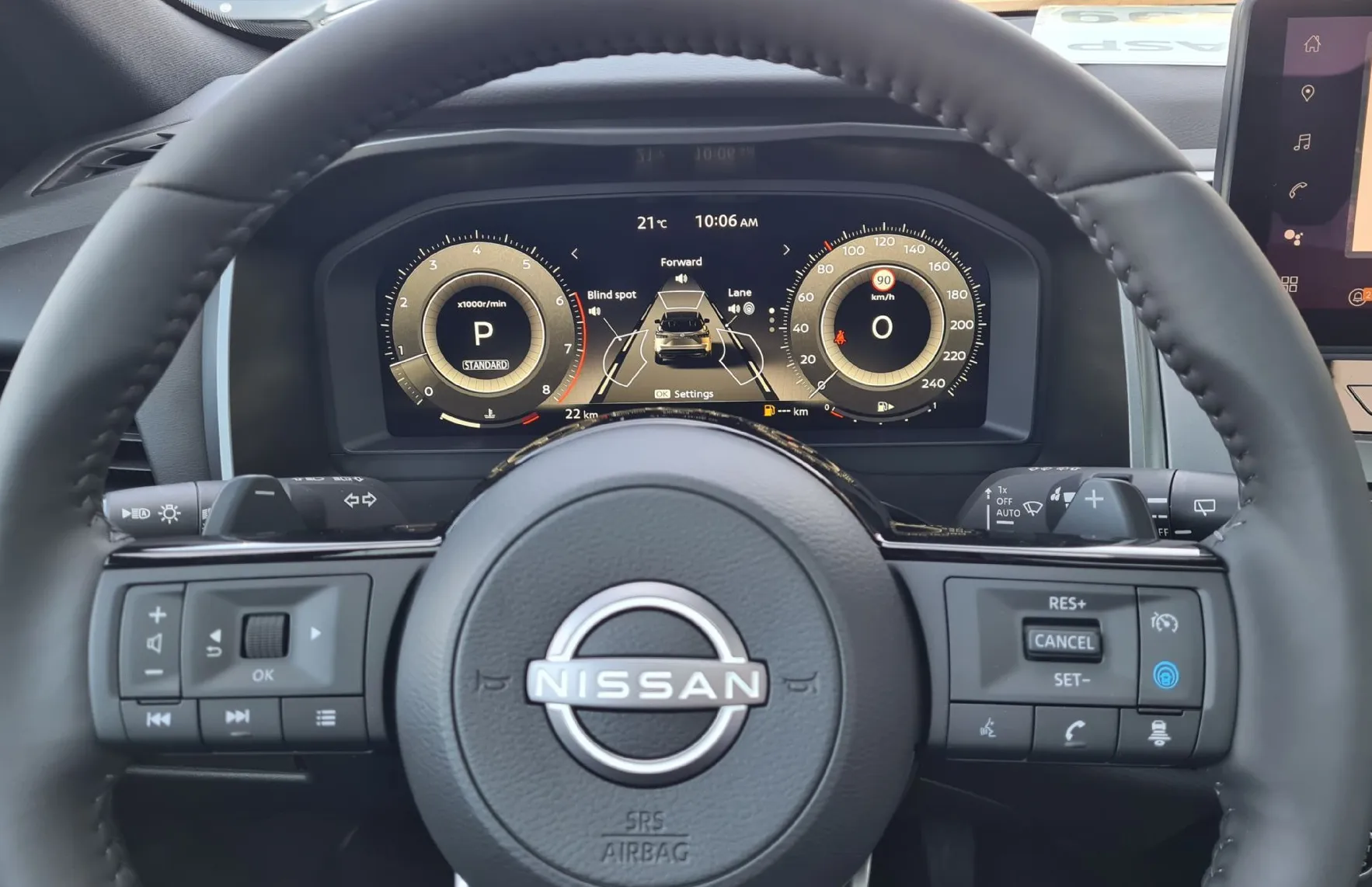 Zunanja slika - Nissan Qashqai - 1.3 DIG-T Mild Hyb.158 2WD X-Tron.TEKNA - 16