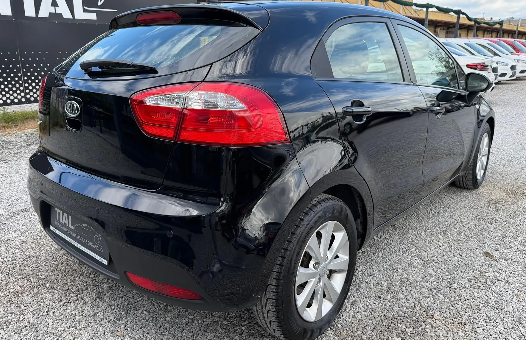 Zunanja slika - KIA Rio - 1.2 SAMO 78.000KM-AVT.KLIMA-PDC-SLO-NA OBROKE - 7