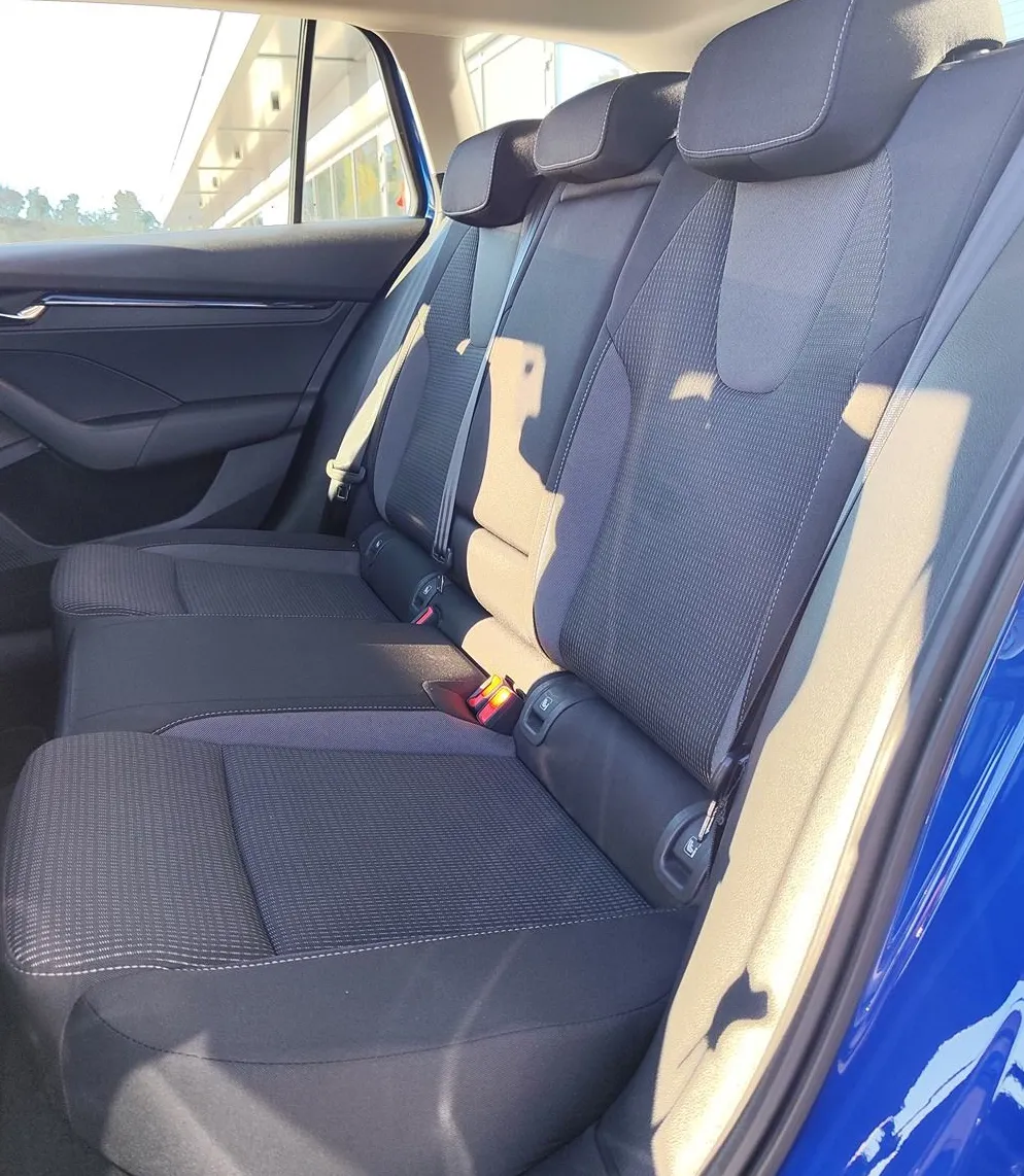 Zunanja slika - Škoda Octavia - 2.0 TDI Ambition 85 kW - 16