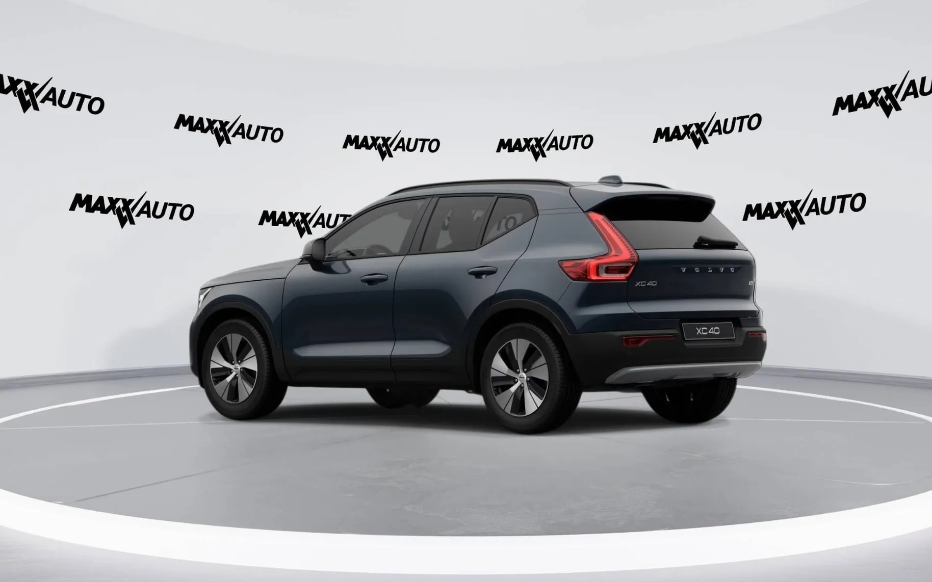 Notranja slika - Volvo XC40 - B3 P Core Avt. - 7