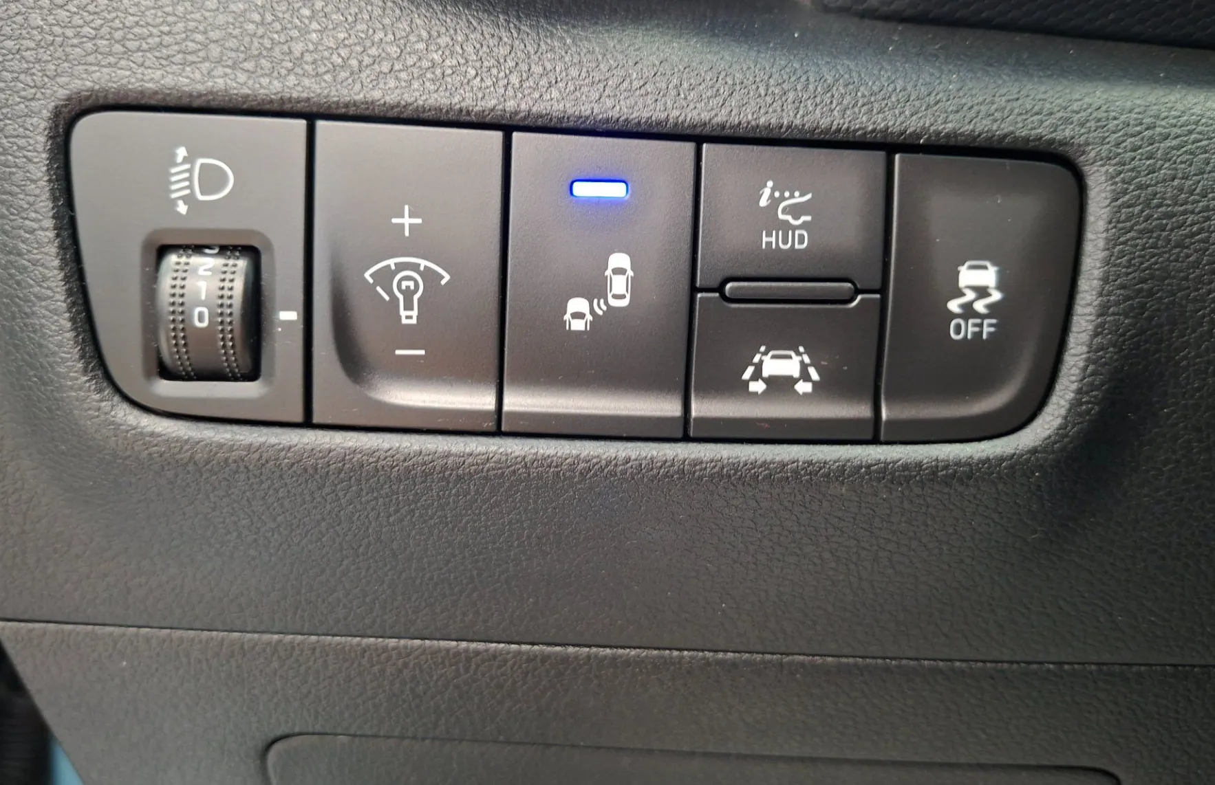 Zunanja slika - Hyundai Kona - 1.0 T-GDI 120 Impression-LED-NAVI-KAMERA-HEAD UP - 15
