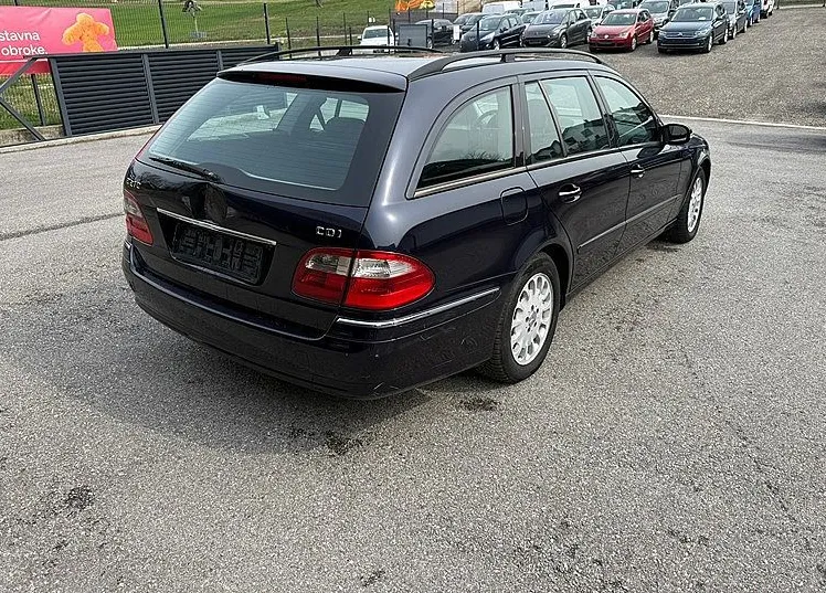 Zunanja slika - Mercedes-Benz E-Razred - E 270 CDI T ELEGANCE - NA OBROKE BRAZ POLOGA - - 4