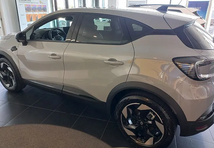 Zunanja slika - Renault Captur - TCe 140 techno  avtomatik - 3