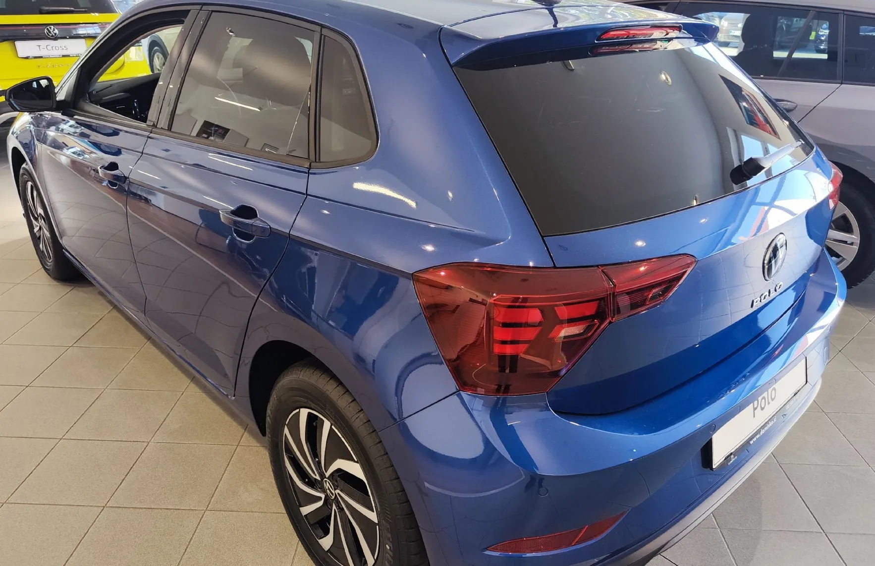 Zunanja slika - Volkswagen Polo - 1.0 TSI 4ALL 70  95 v prihodu - 5