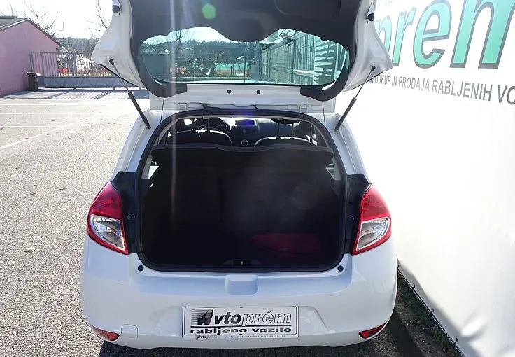Zunanja slika - Renault Clio - Night Day 1.2 16V. 1. lastnik NA OBROKE...LEANPAY - 5