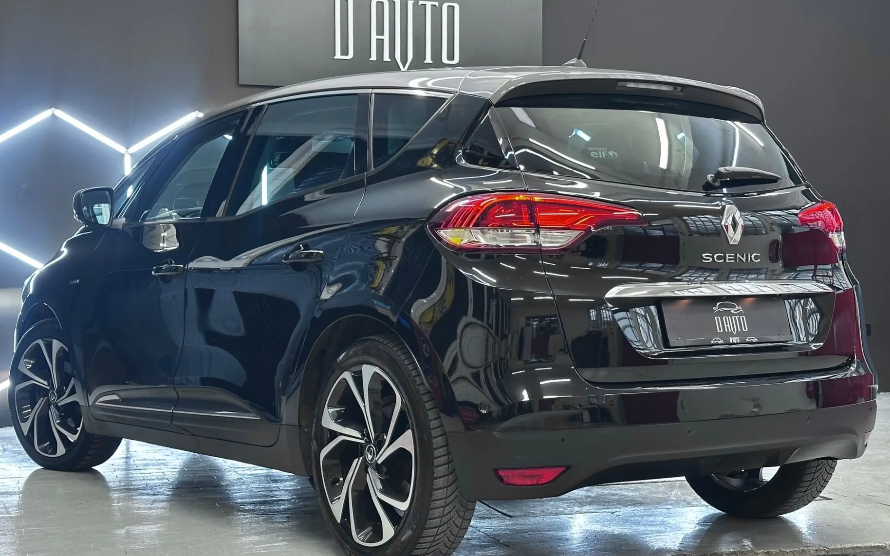 Zunanja slika - Renault Scenic - Scénic dCi 130 Energy Bose-LED-HUD-KAMERA-NAVI-2 - 6