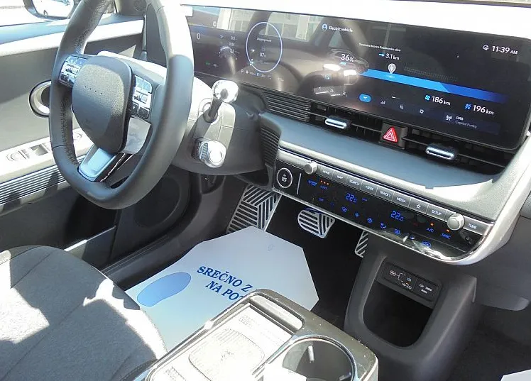 Zunanja slika - Hyundai Ioniq 5 - FL PREMIUM 84kWh˘˘ toplotna.črp.°° el.kljuke°° - 9
