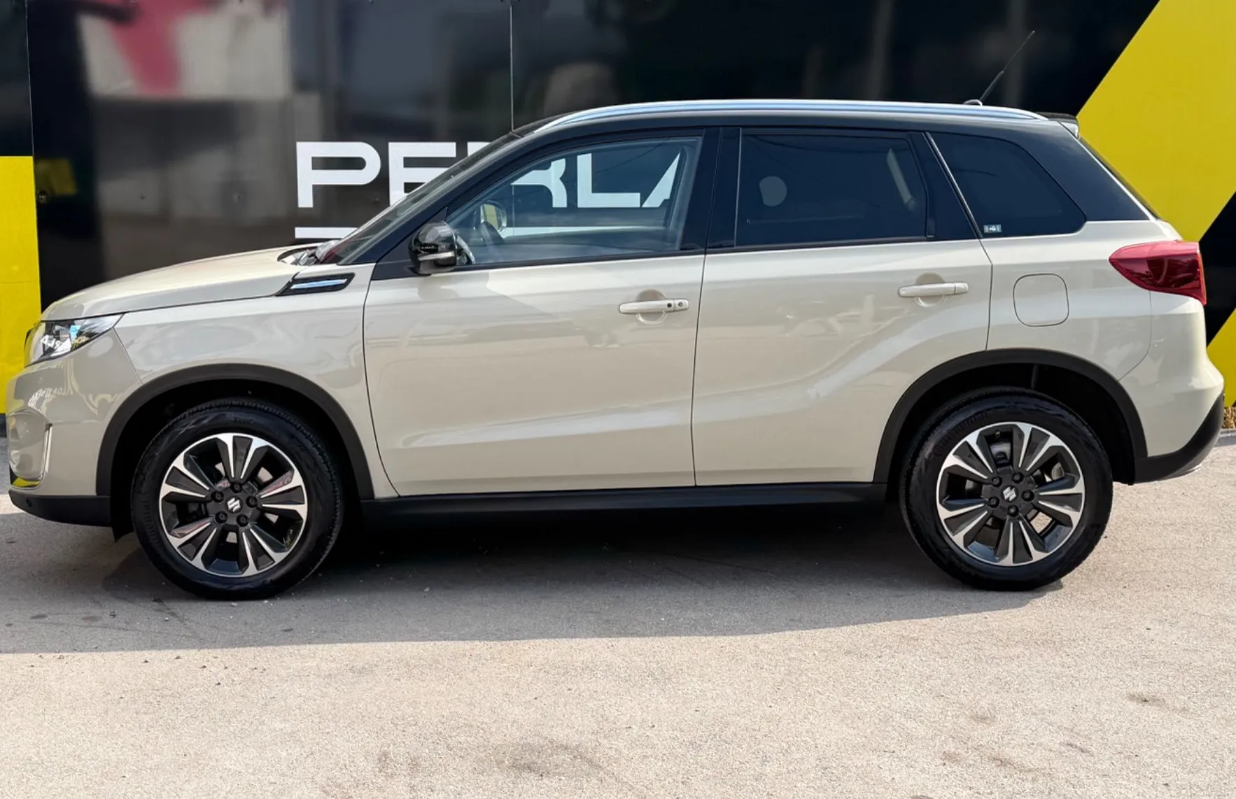 Zunanja slika - Suzuki Vitara - 1.4 AllGrip Elegance-4X4-NAVI-CAMERA-ALU-ACC- - 8