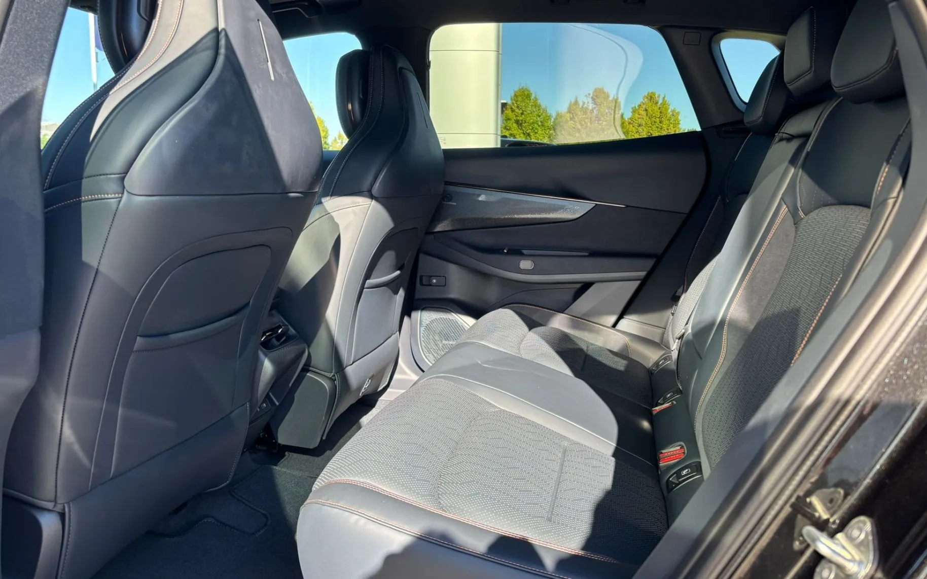 Zunanja slika - Lynk & Co 08 - MORE PHEV - 8