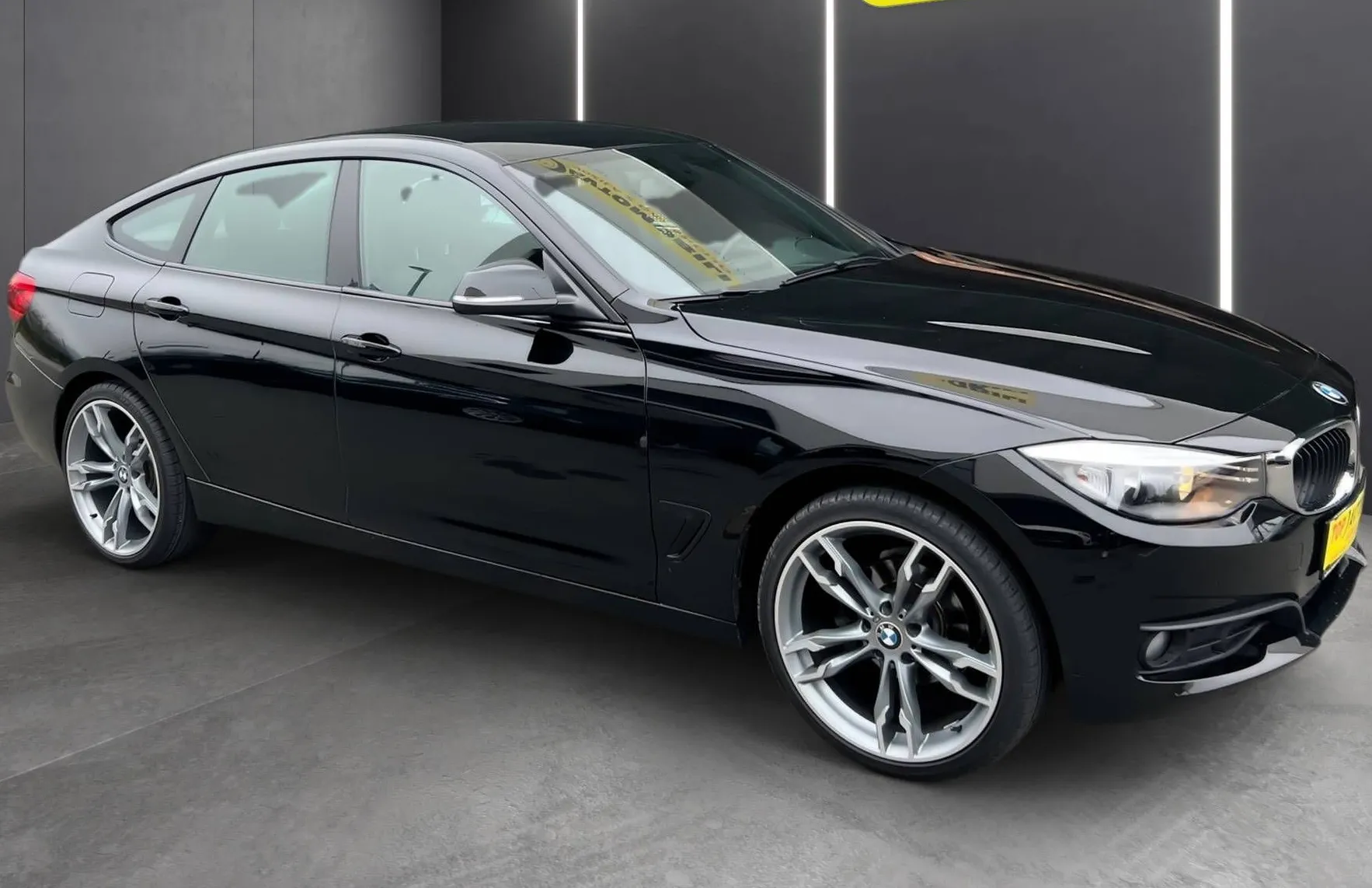 Zunanja slika - BMW Serija 3 - Gran Turismo: 318d TEMP NAVI MOŽNOST FINANCIRANJA BREZ P - 8