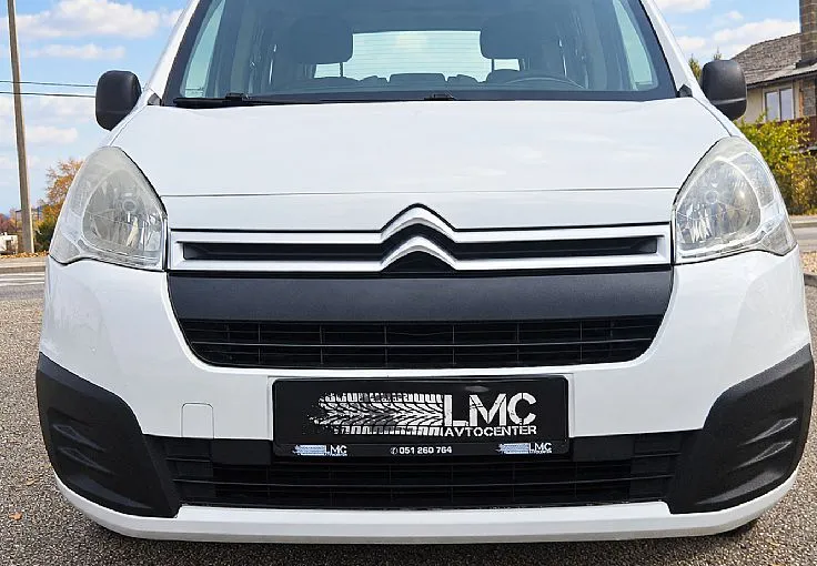 Zunanja slika - Citroën Berlingo - Feel 1.6 BlueHDi 99ks °1-LASTNIK° °NAVIGACIJA° - 2