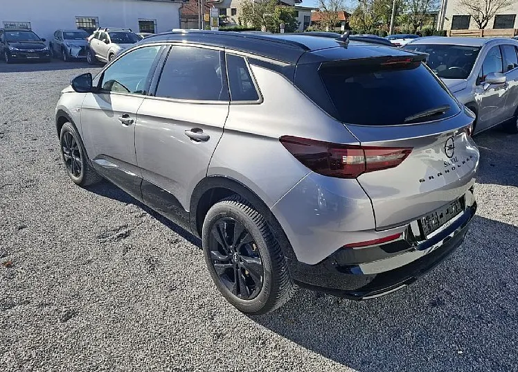Zunanja slika - Opel Grandland - 1.2 TURBO 130KM GS - samo 7.208 prevoženih km - 4