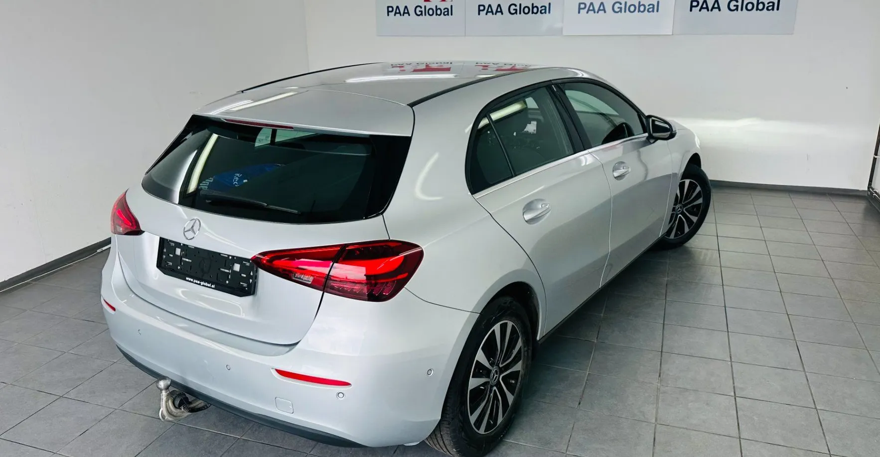 Zunanja slika - Mercedes-Benz A-Razred - A 200 Avt.NEMŠKI+4ALU.KAMERA.USNJE.ACC.KLJUKA.LED - 13