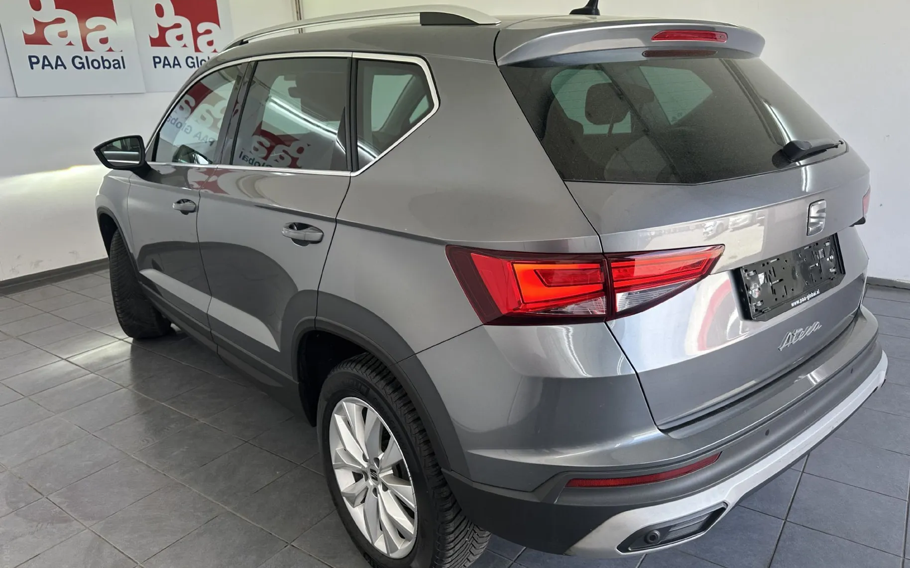 Zunanja slika - Seat Ateca - 1.5 TSI 110 KW STYLE DSG.KAMERA.LED.NAVI.AUTOMATIK - 17