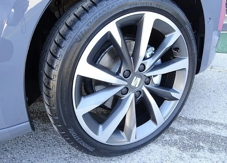 Zunanja slika - Seat Leon - 1.5 TSI 85KW FR - VLEČNA KLJUKA - - 6