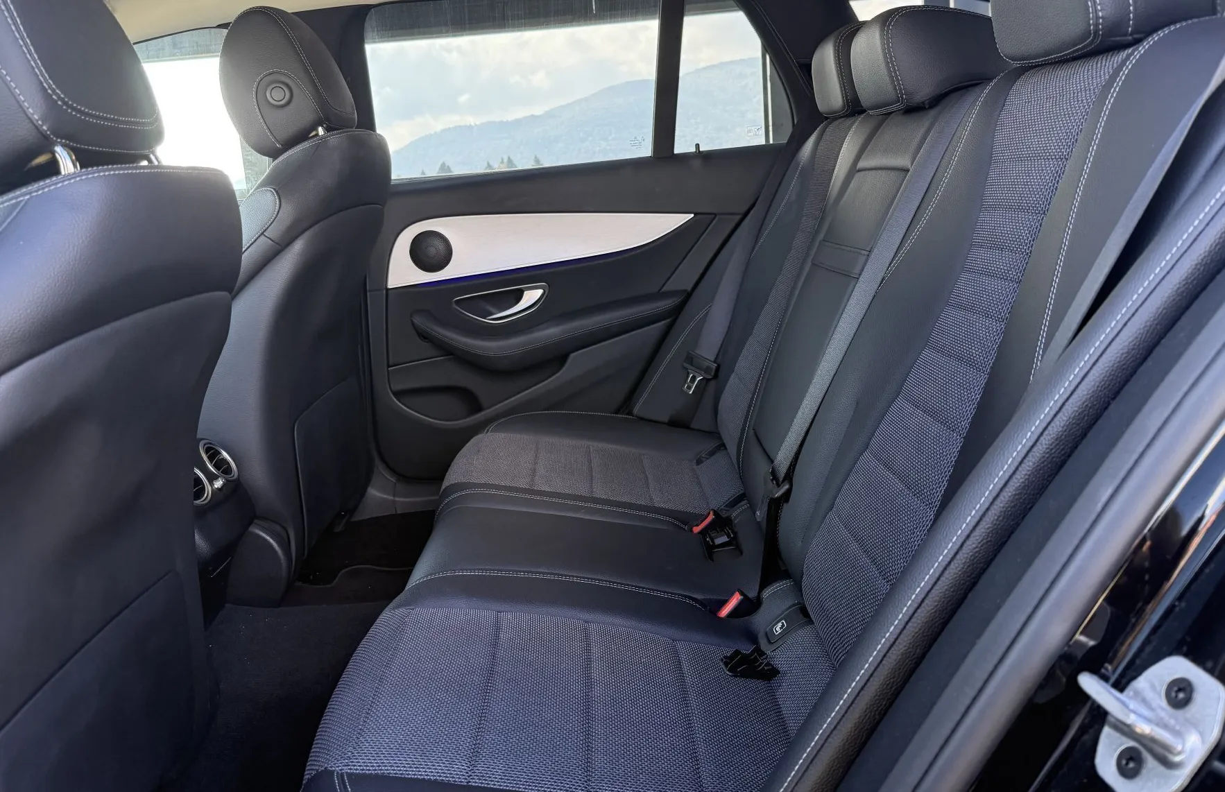 Zunanja slika - Mercedes-Benz E-Razred - E 200 d T Avantgarde Avt.LED.NAVI. USNJE. OGR.S. - 10