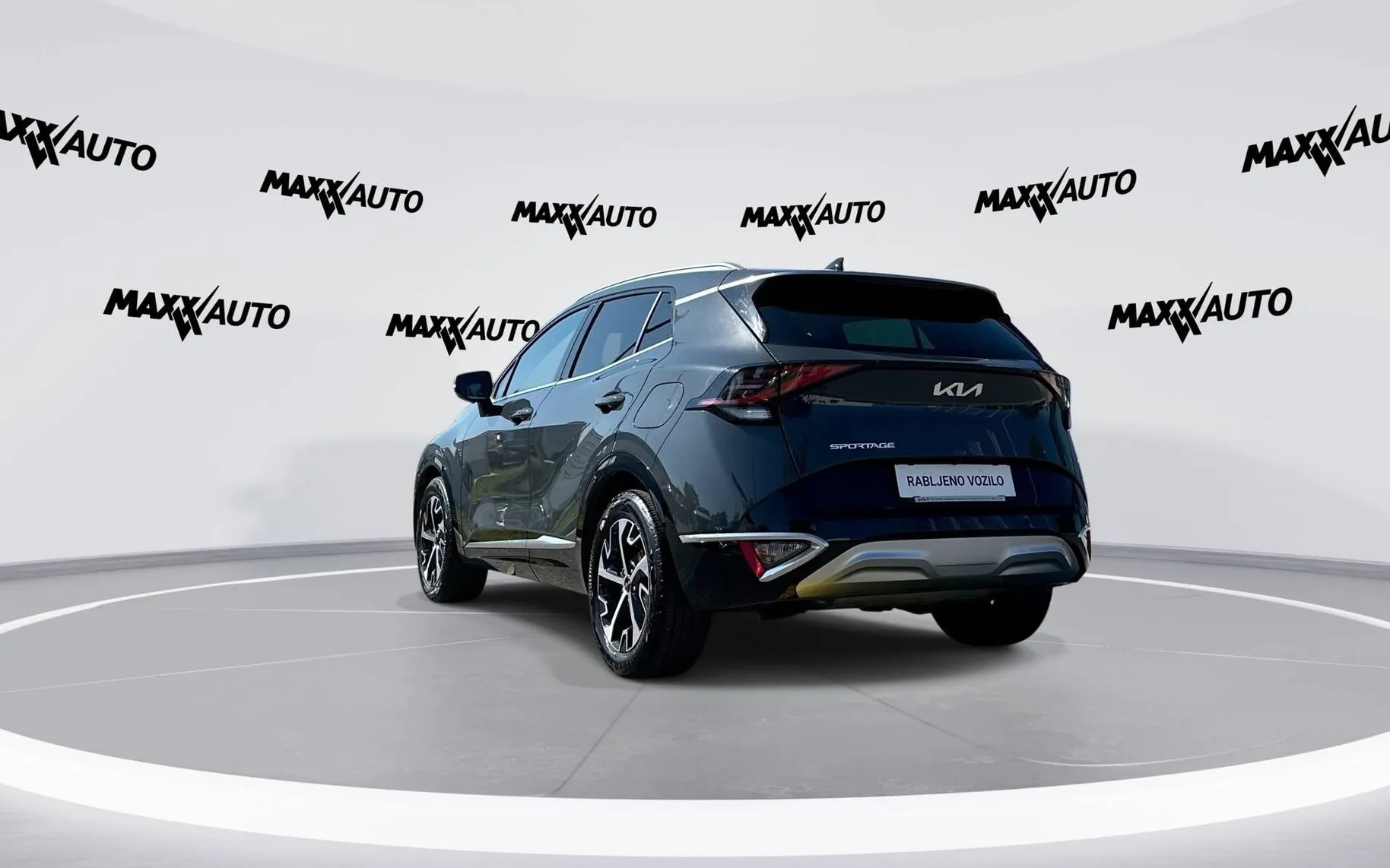 Notranja slika - KIA Sportage - 1.6 T-GDI MHEV EX Style ISG DCT - 7