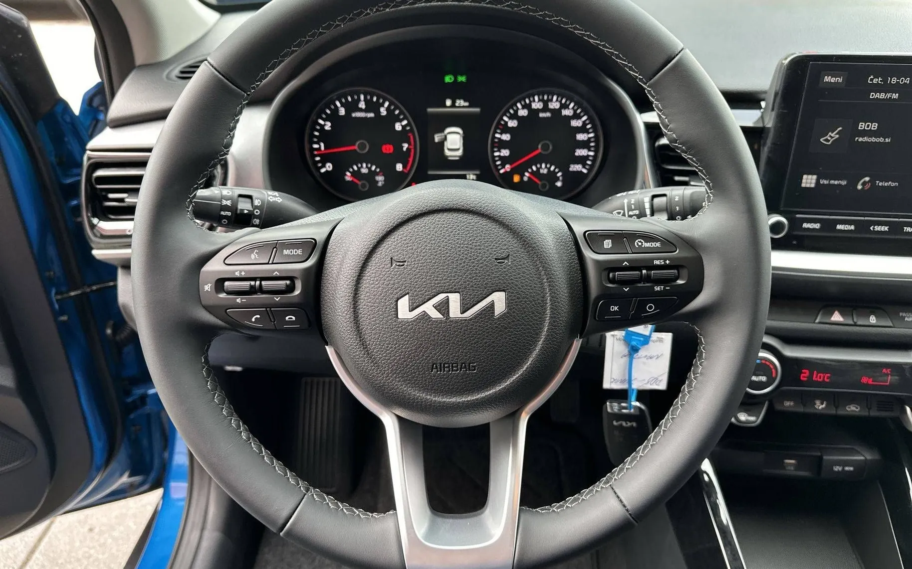 Notranja slika - KIA Stonic - 1.2 DPI  LX Urban + AKCIJA ZA VSE KIA MODELE... - 14