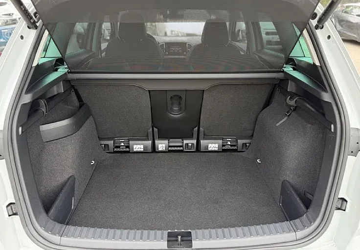 Zunanja slika - Škoda Karoq - 2.0 TDI Style DSG - LED - MEMORY - GR. VOLANA - - 9