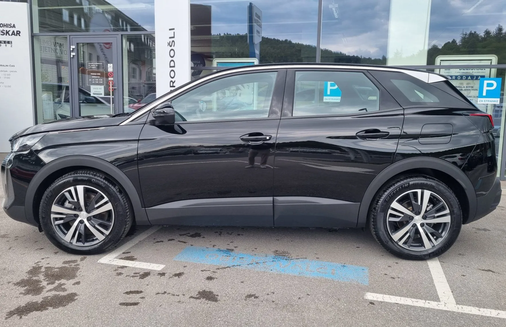 Zunanja slika - Peugeot 3008 - 1.6 PHEV ACTIVE PACK - AVTOMATIK - VOZILO NOVO - 4