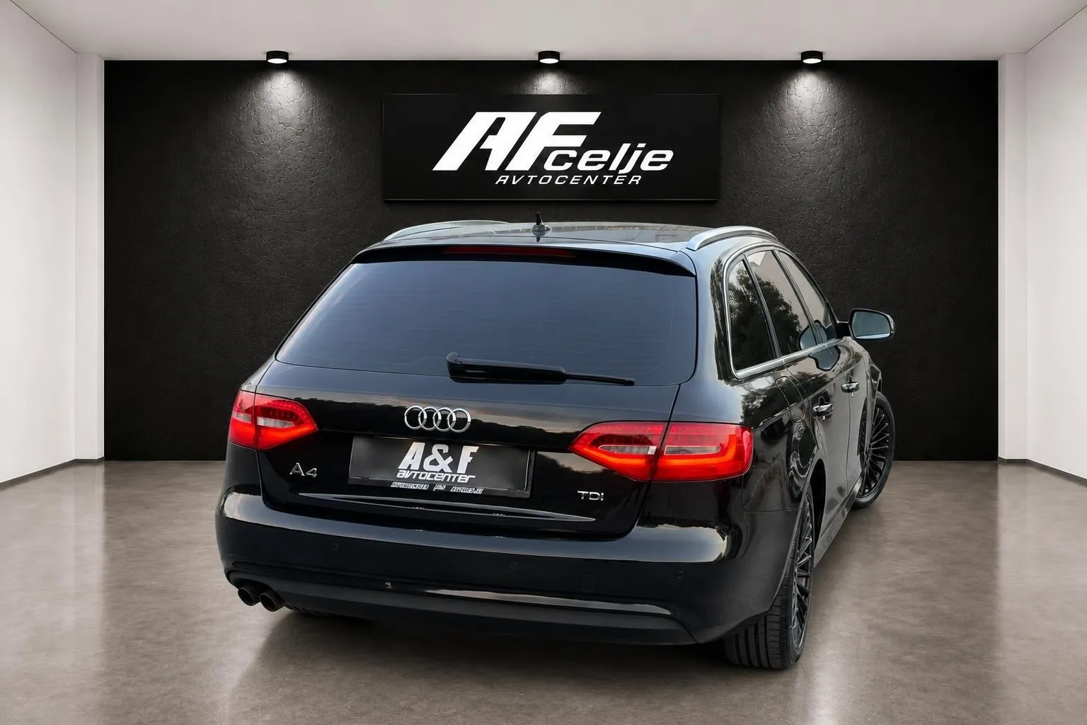 Zunanja slika - Audi A4 Avant - 2.0 TDI-AUT-XENON+LED-LIZING ZA TUJCE-3D NAVI- - 5