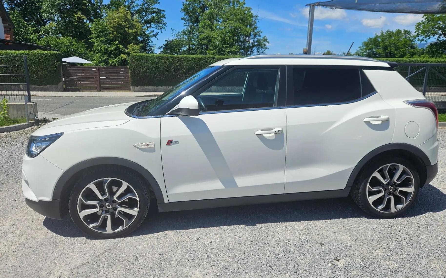 Zunanja slika - SsangYong Tivoli - AWD 1.6 TD AUT.  PANORAMA  LED - 6