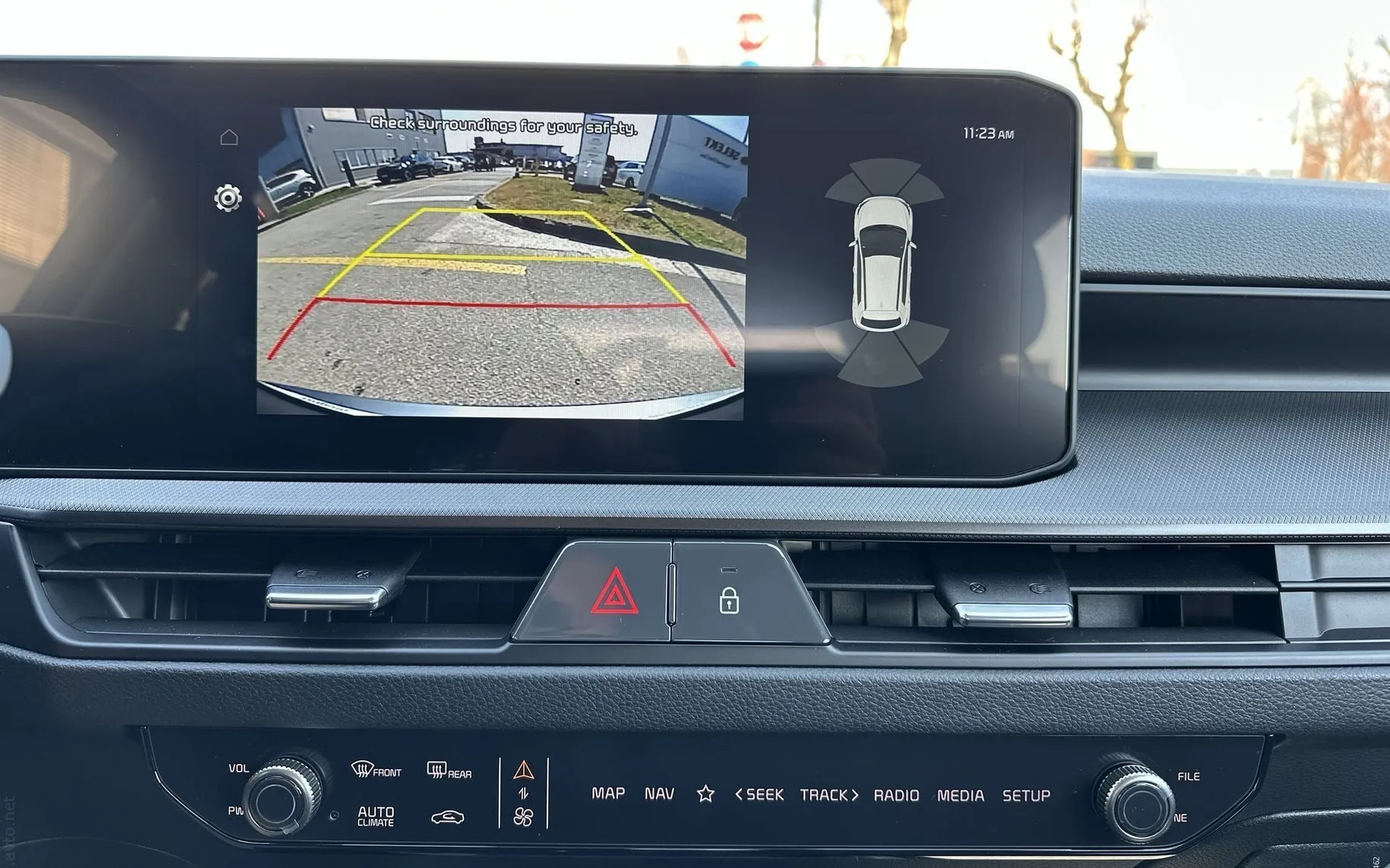 Notranja slika - KIA Stonic - 1.0 T-GDi LX Life M T - 19