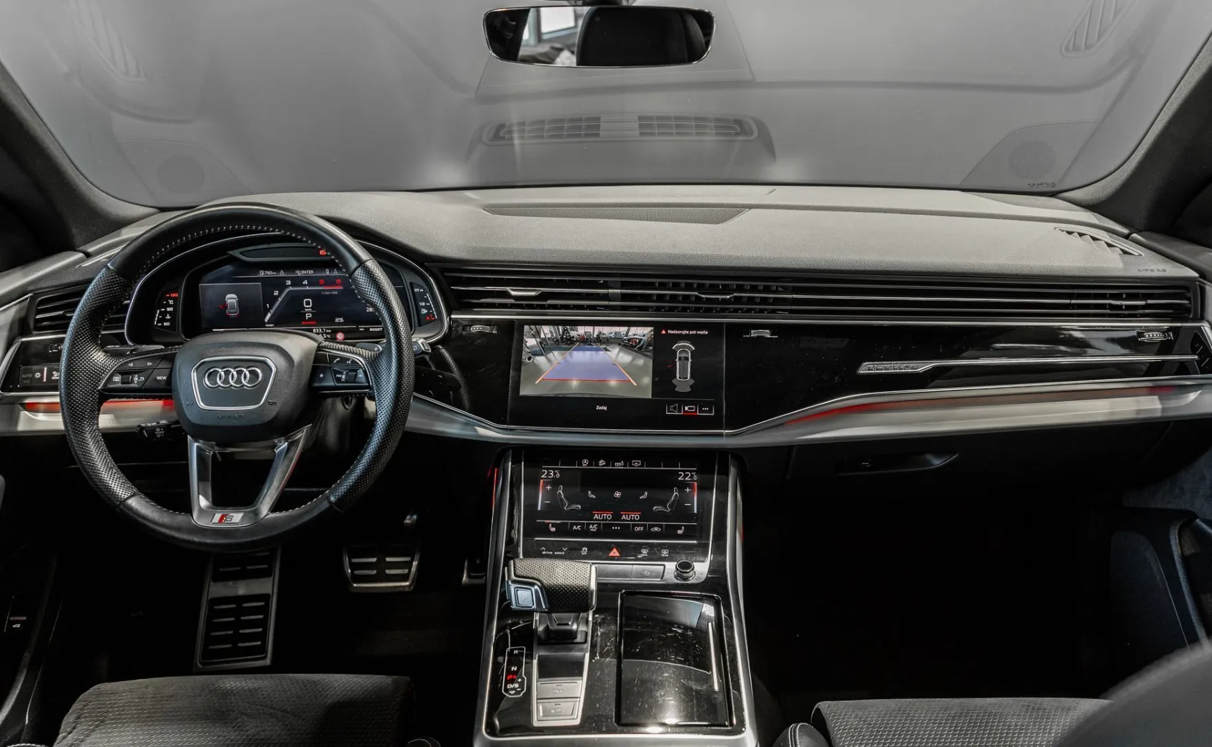 Zunanja slika - Audi SQ8 - ZRAČNO-MATRIX-QUATTRO-PANO-KEYLESS-ACC -360-KLJUKA - 11