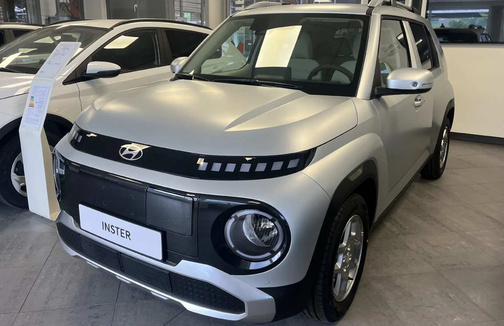 Zunanja slika - Hyundai Inster - 49 kWh STYLE. ENERGY. WINTER. RAC - 3