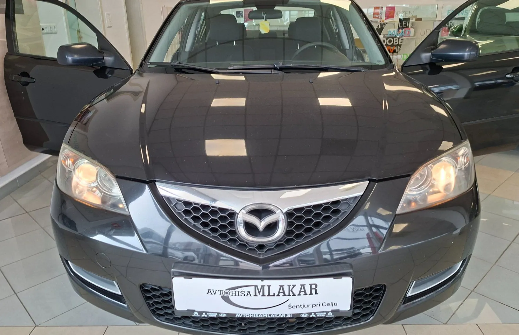 Zunanja slika - Mazda Mazda3 - Sport 1.6i-HITRI KREDIT-LEANPAY-ODLIČEN- - 6