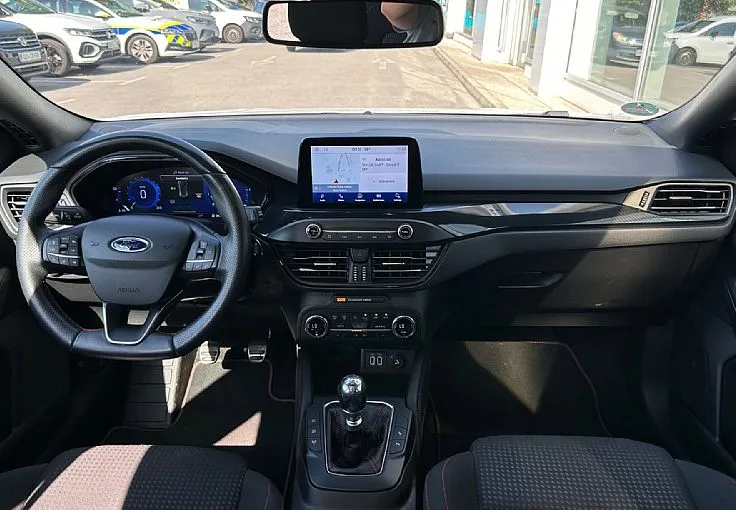 Zunanja slika - Ford Focus - Karavan 1.5 EcoBlue ST-Line X - ODLIČEN - 8
