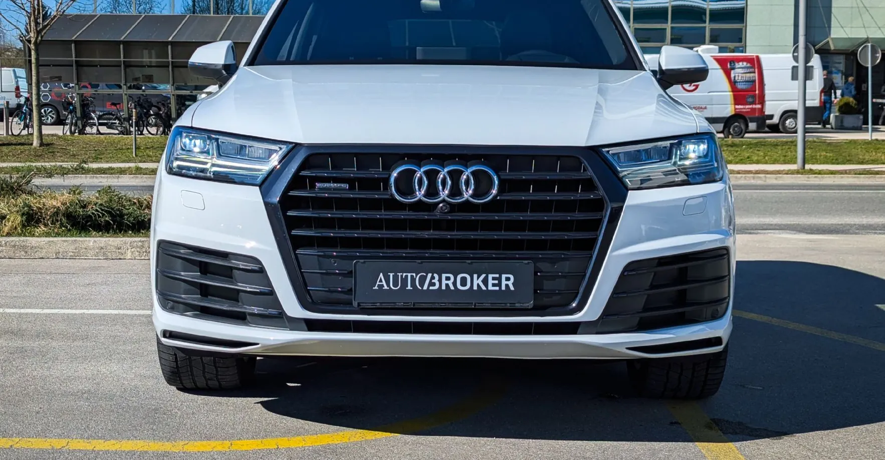 Zunanja slika - Audi Q7 - 3.0 TDI Quattro S-line 7 sed. kljuka BOSE Head-Up - 2