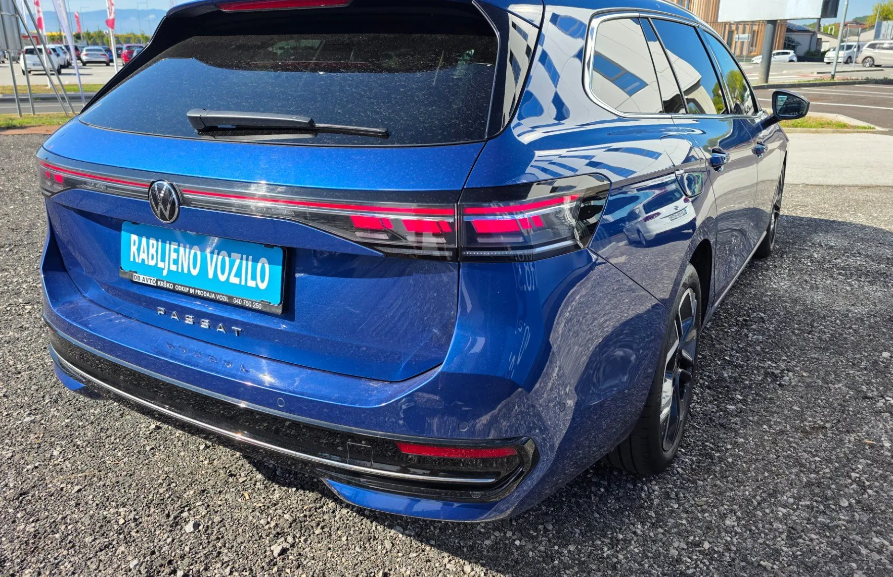 Zunanja slika - Volkswagen Passat - Variant 2.0 TDI Elegance DSG.IQLIGHT.WEBASTO.HARMAN.HUD - 3