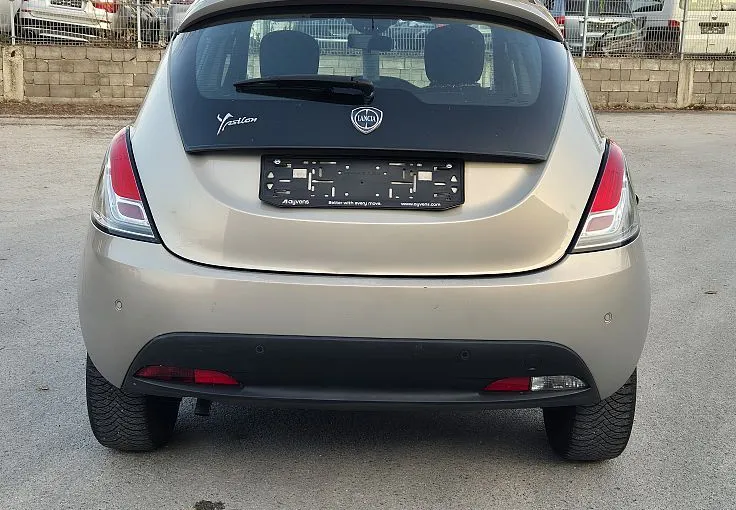 Zunanja slika - Lancia Ypsilon - 0.9 TwinAir + AUTOMATIC + IT DOK + EXTRA CENA - 6