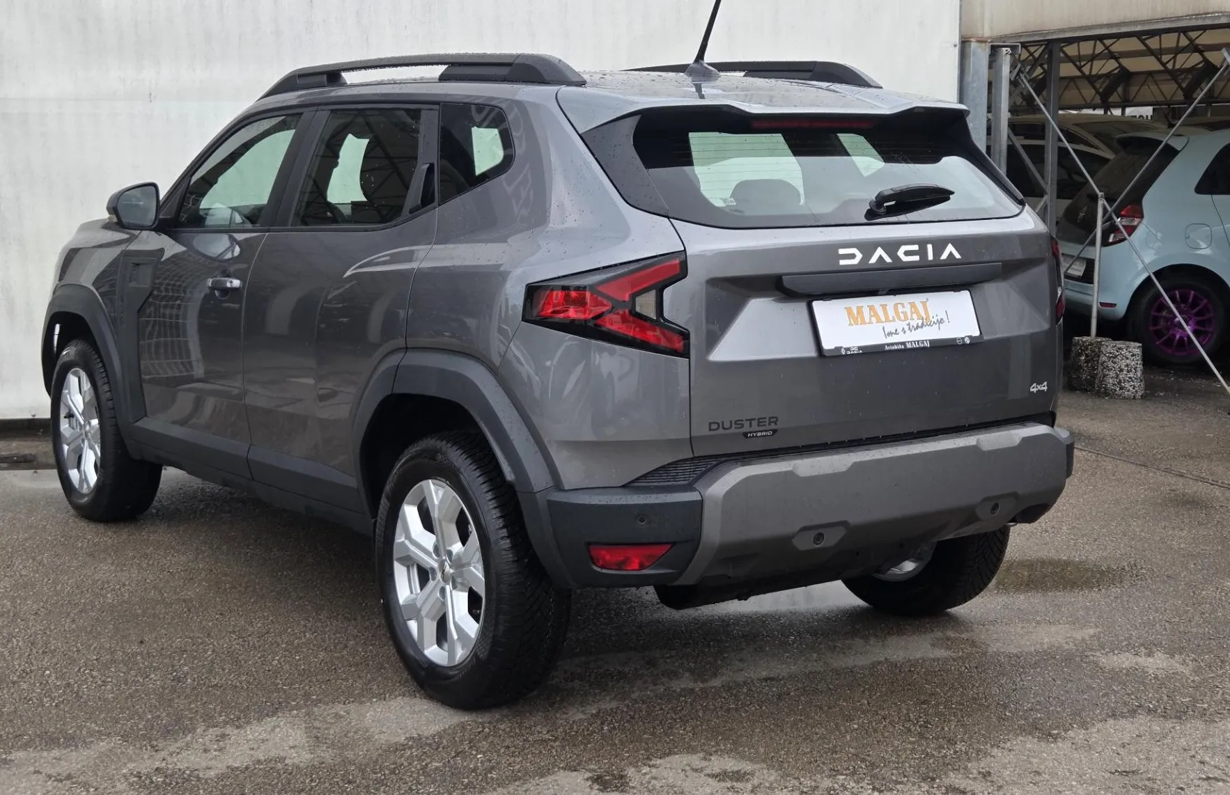 Zunanja slika - Dacia Duster - 4x4 Hybrid-G 150 Expression + Paket Zima - 7