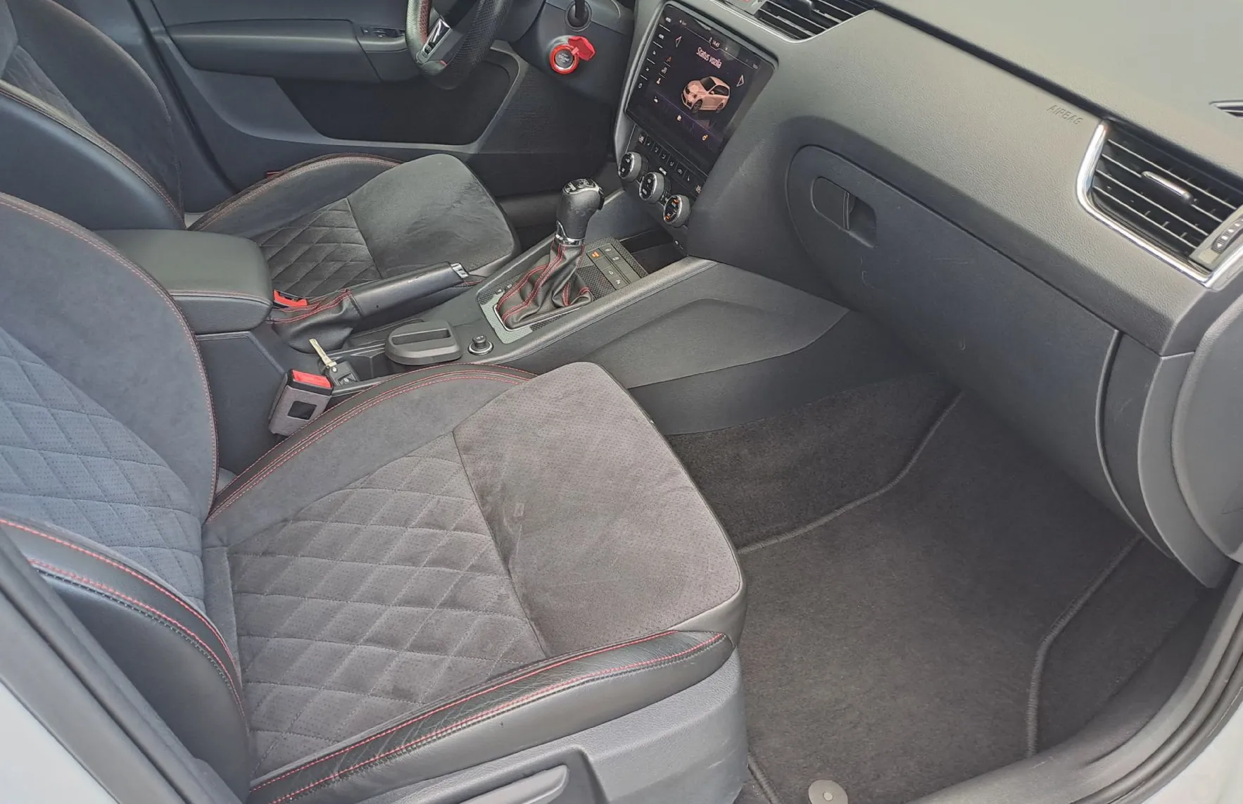 Zunanja slika - Škoda Octavia - RS 2.0 TDI 4x4 DSG 135 kW - 8