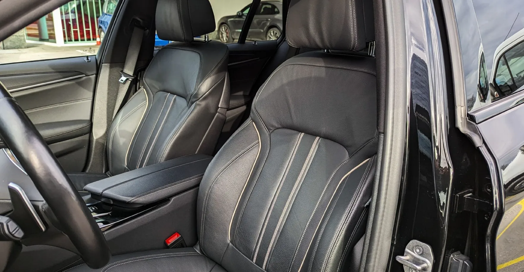 Zunanja slika - BMW Serija 5 - Touring: 530d xDrive M SPORT PAKET Head-Up Navi Kljuka - 10