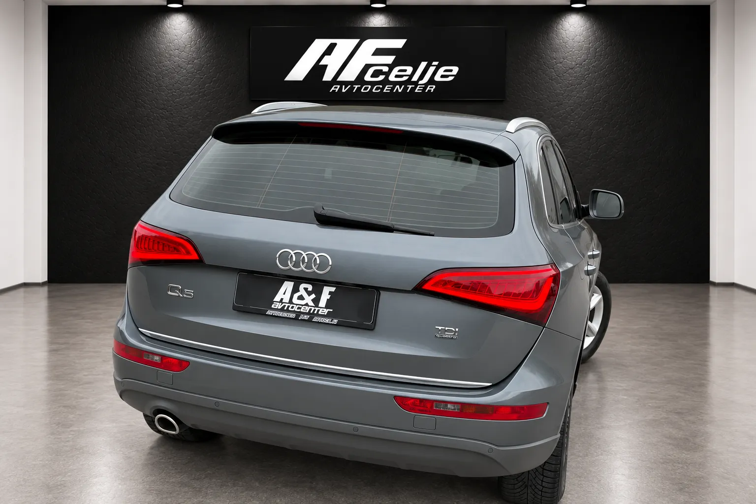 Zunanja slika - Audi Q5 - 2.0 TDI-Q-4X4-155.000KM-LIZING ZA TUJCE- - 5