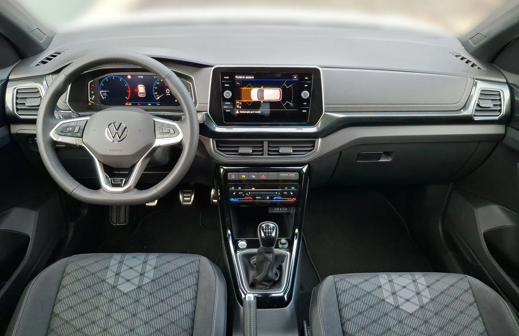 Zunanja slika - VW T-Cross - 1.0 TSI 4JOY 85  115 ultima ponudba marec - 9